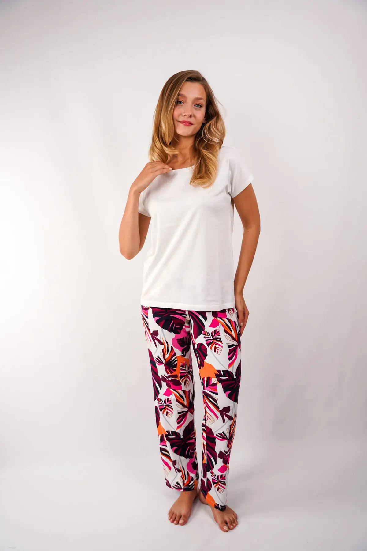 Çiçek Desenli Pijama Takımı