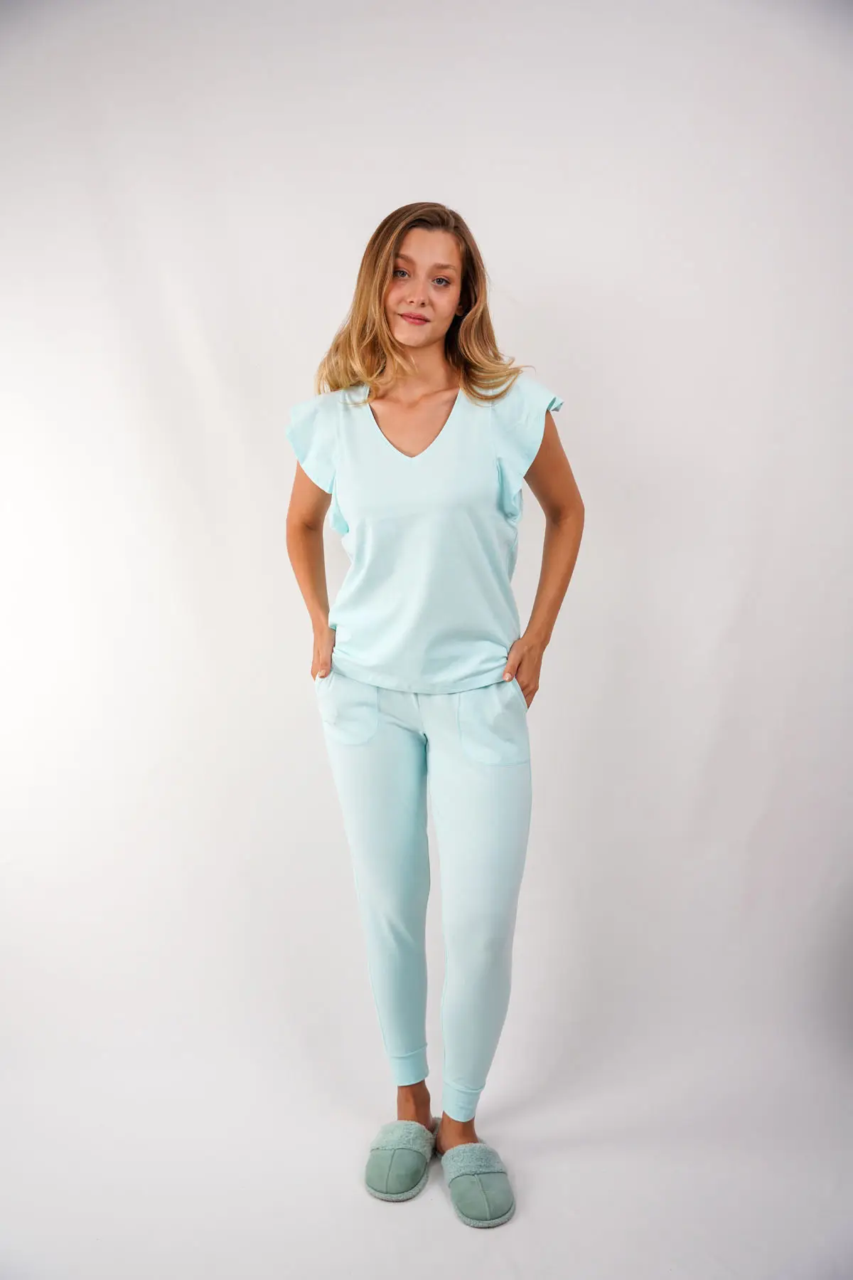 Volanlı Pamuklu Ve Likralı Kadın Rahat Turkuaz Pijama Takımı
