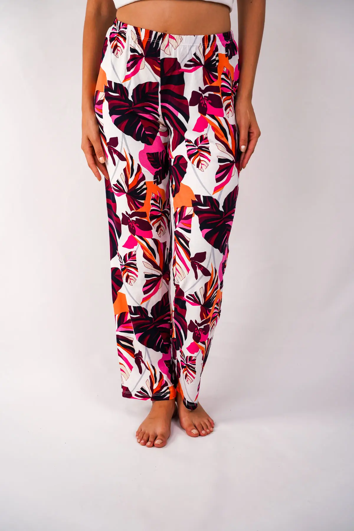 Desenli Yumuşak Dokulu Çiçekli Pijama Altı